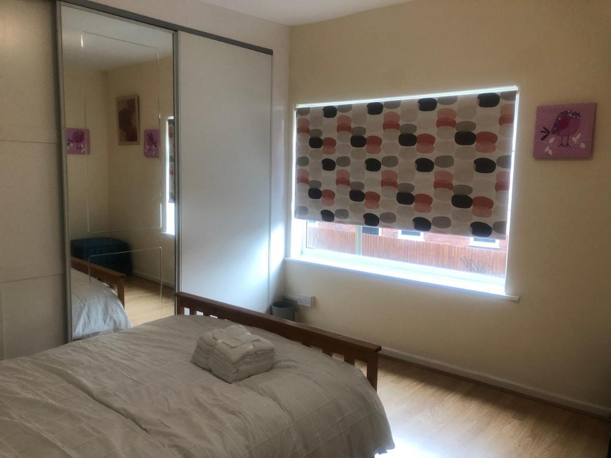 Eejs Beautiful 2 Bed Home Northfield Ngoại thất bức ảnh